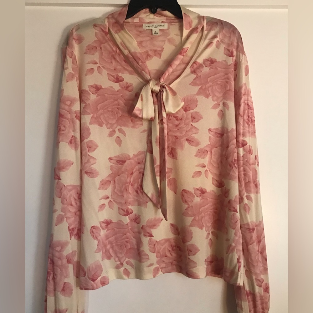 Banana Republic Silk Blouse, tie collar, rose floral,  Large